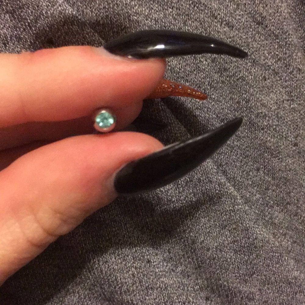 Belly button ring - Picture 2 of 2